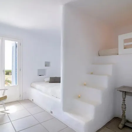 Paros Sleeps 17 Pool Air Con Villa Páros